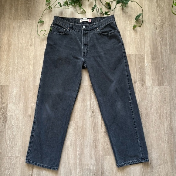 Vintage faded black Levi 550 jeans! 36 x30 Relaxed Fit